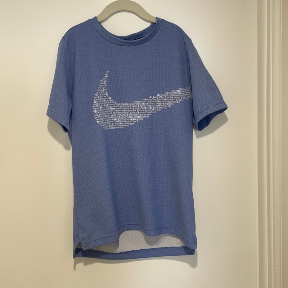 nike boys active top